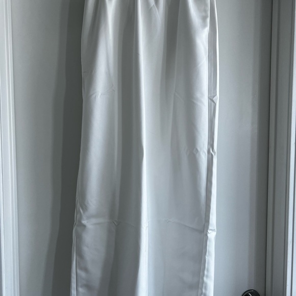 🤍WE WORE WHAT🤍 - Picture 3 of 4